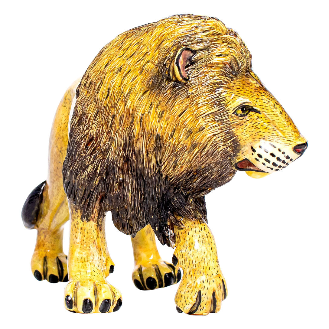 Lion sculpture 