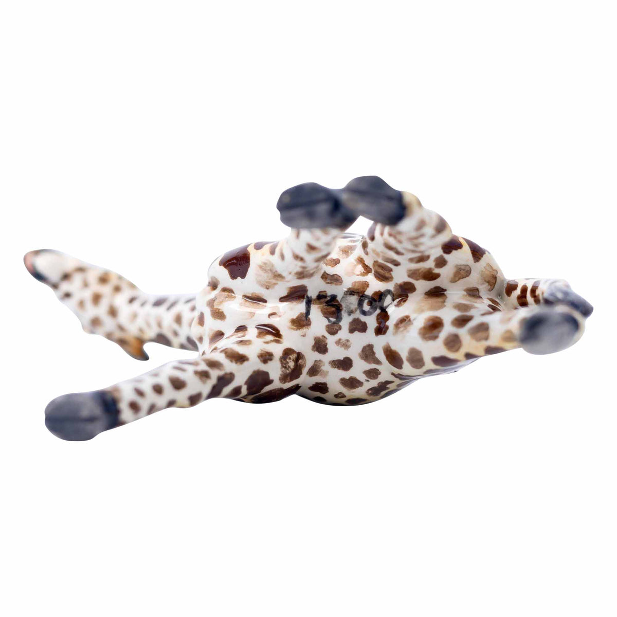 Giraffe Hanger