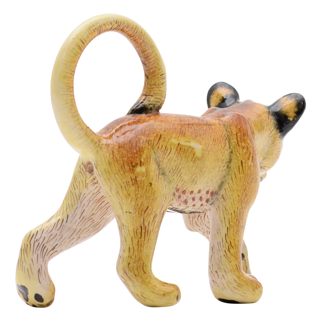 Lion sculpture