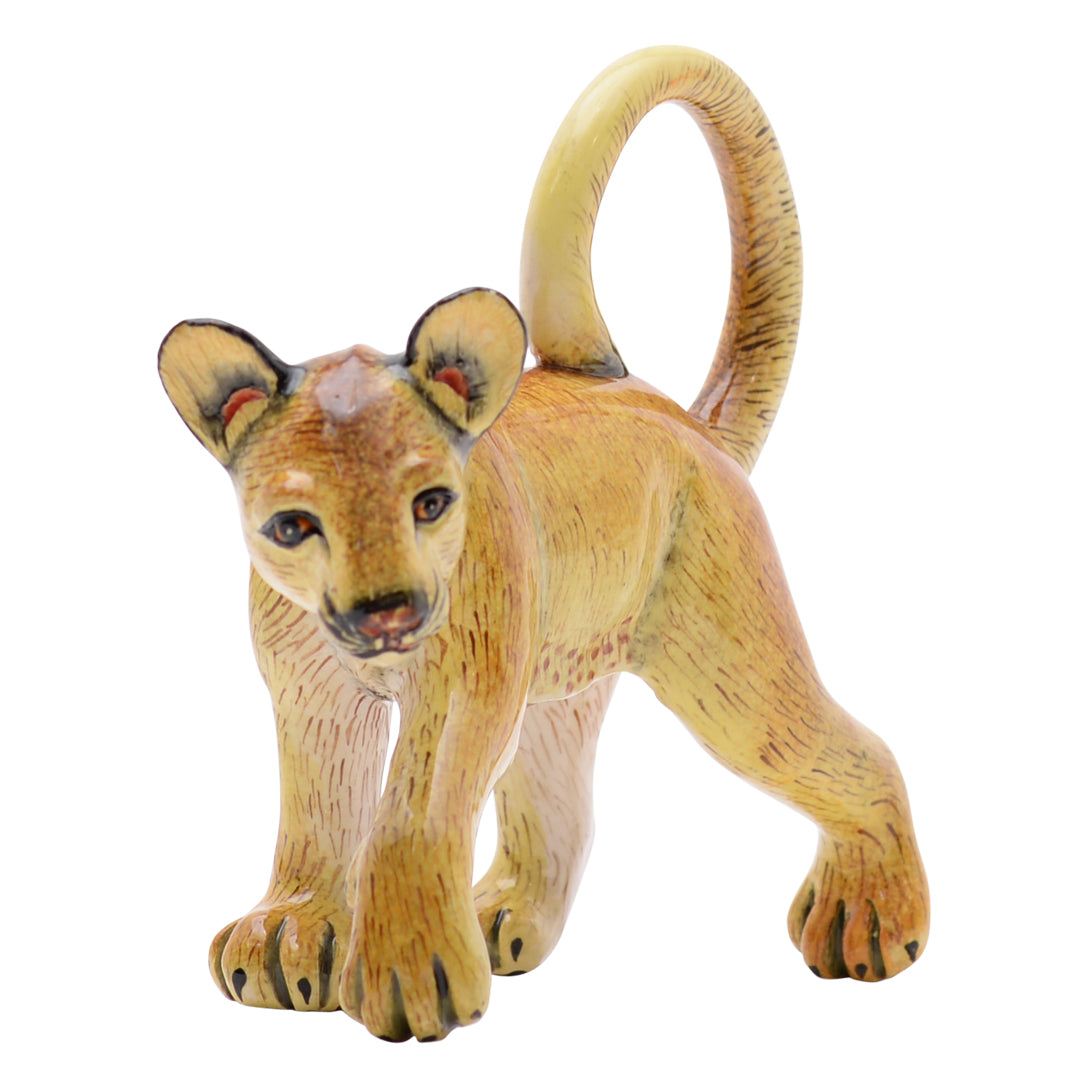 Lion sculpture