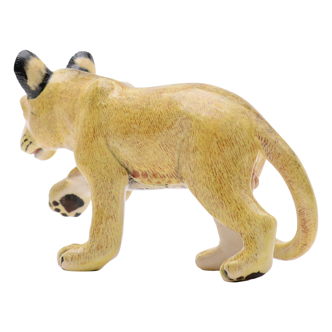 Lion sculpture