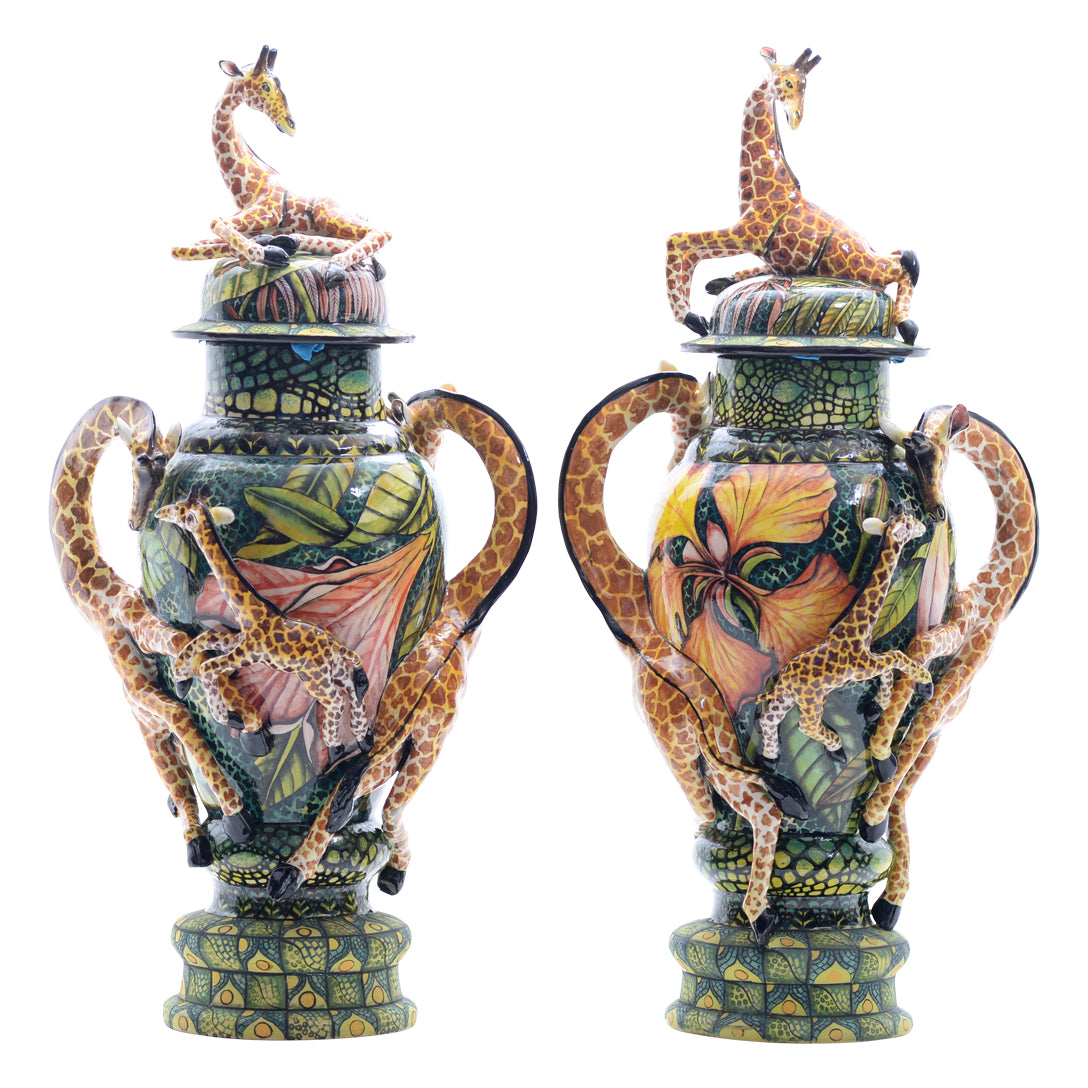 Giraffe urns