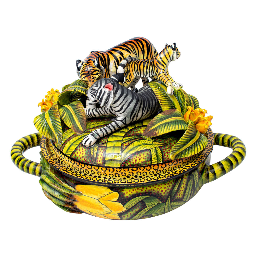 Tiger pot