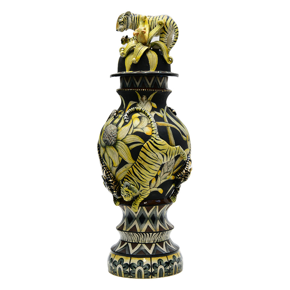 Tiger urn