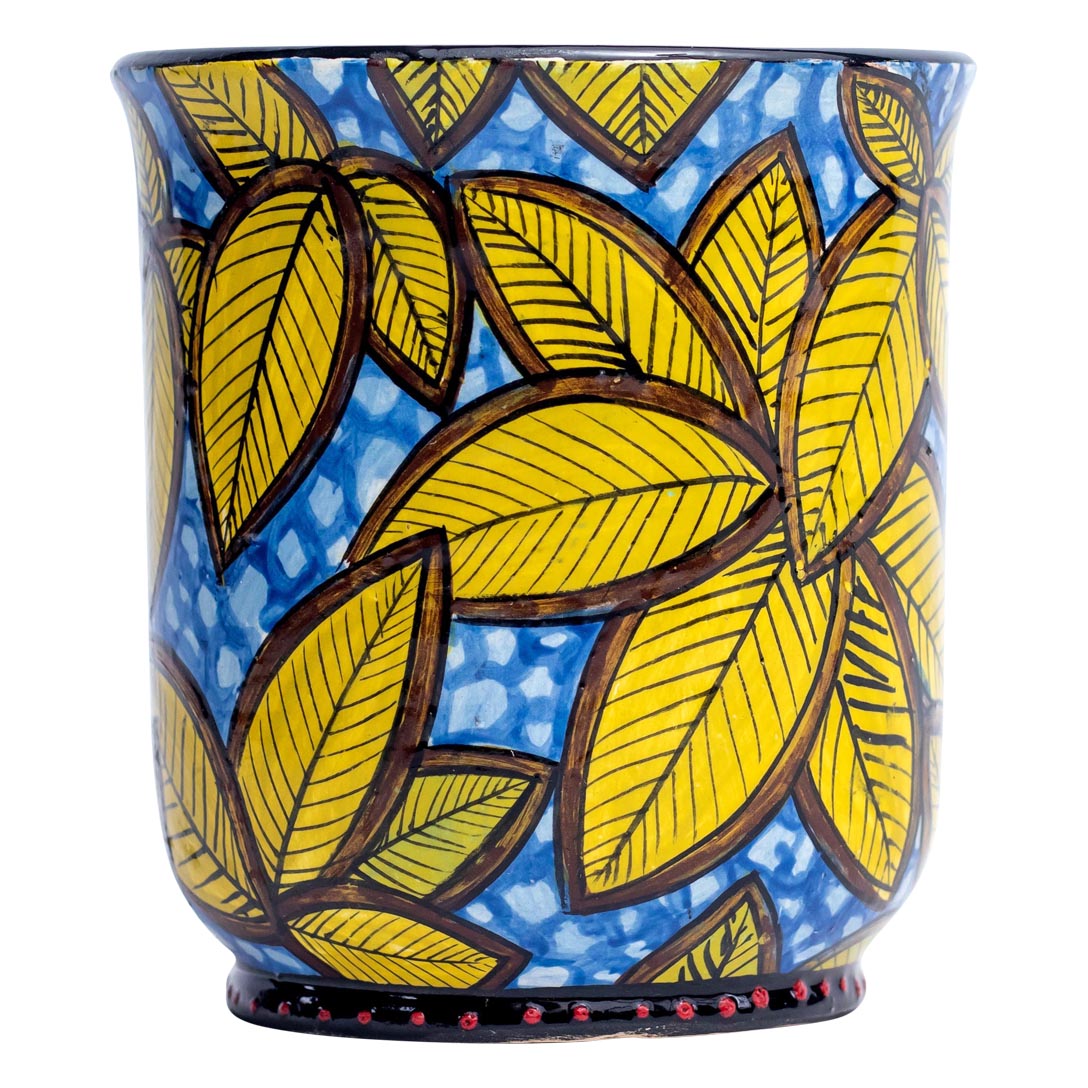 Giraffe spot, yellow leaves mug