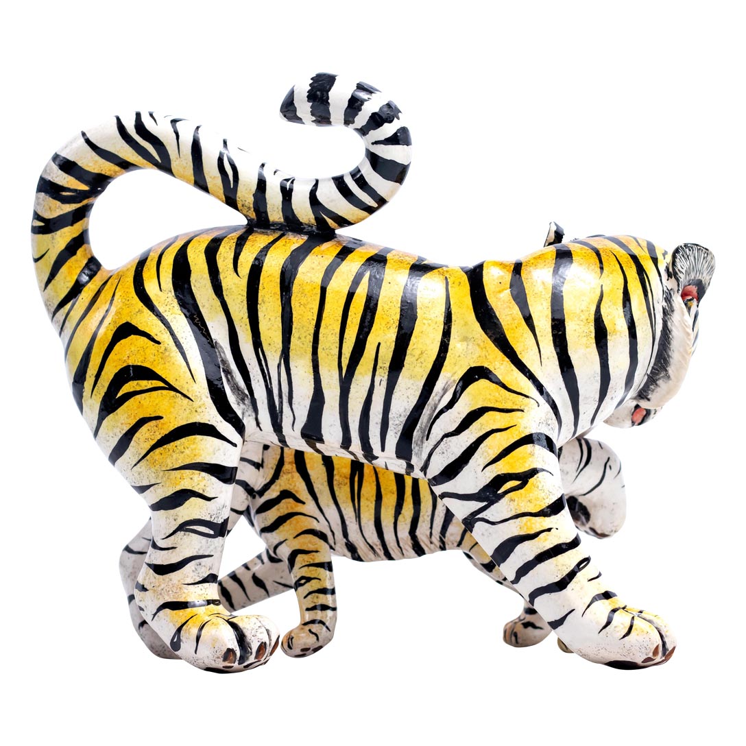 Tiger sculpture