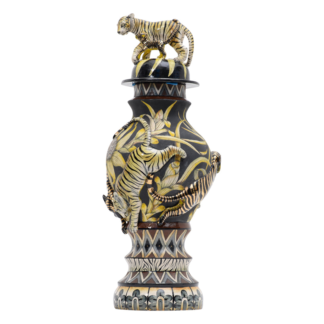 Tiger urn