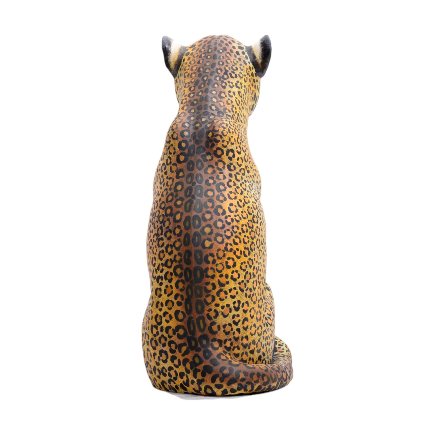 Leopard sculpture