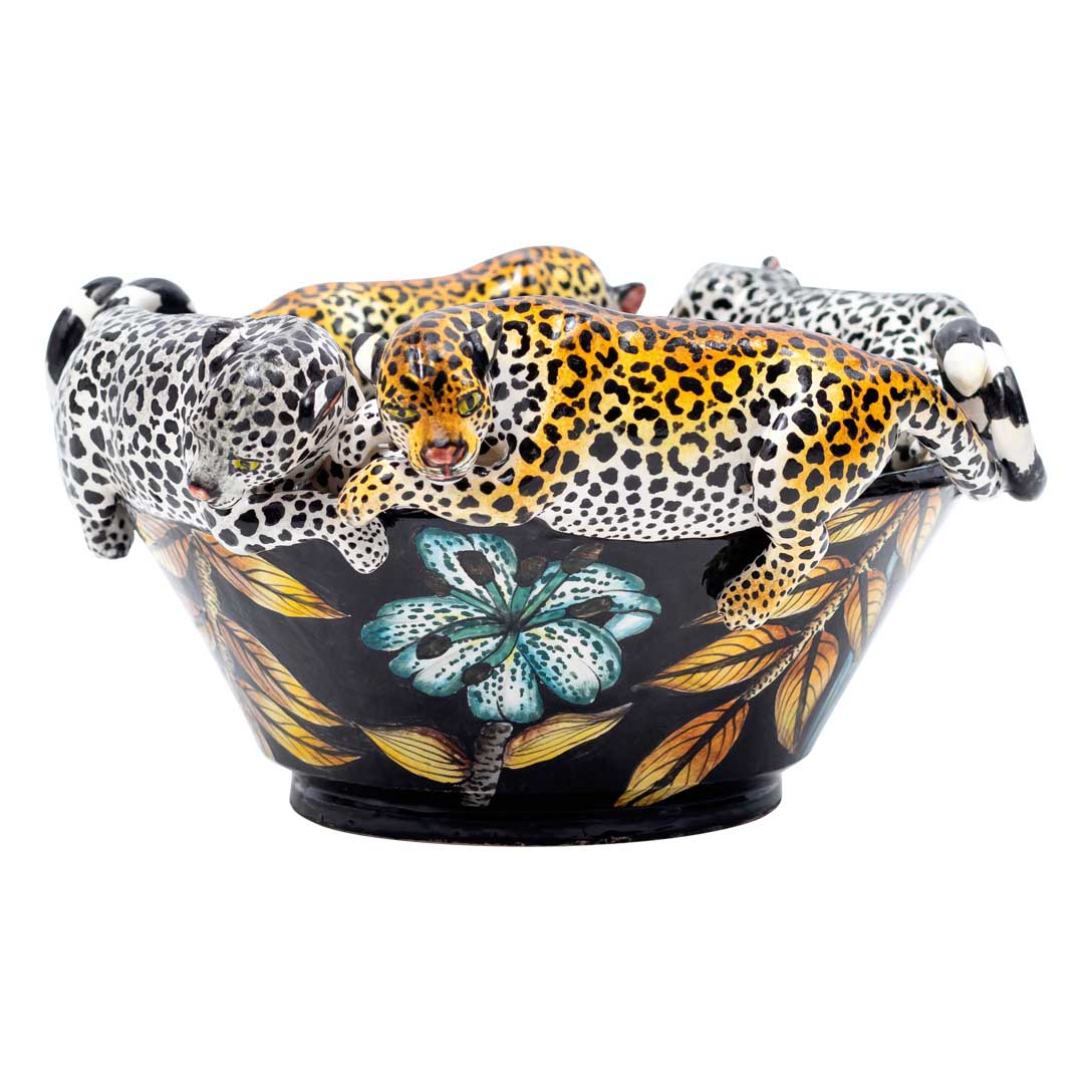 Leopard, crinum flower, bowl