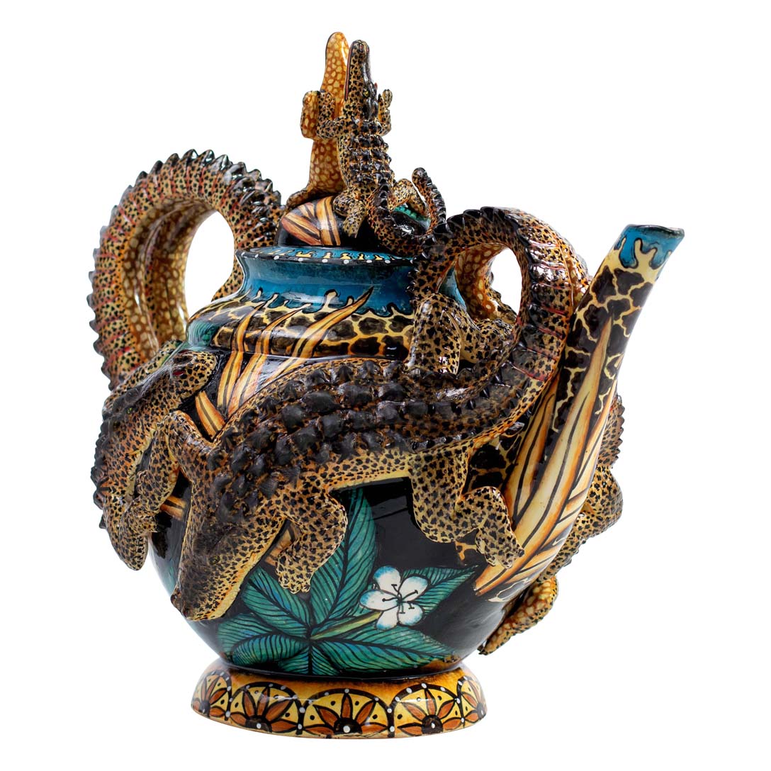 Crocodile & hibiscus flower teapot