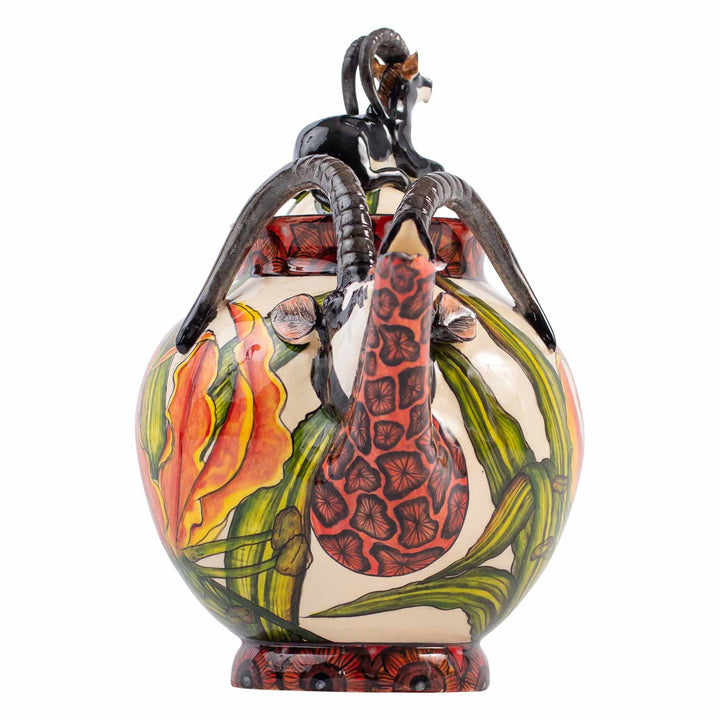 Sable & flame lily teapot