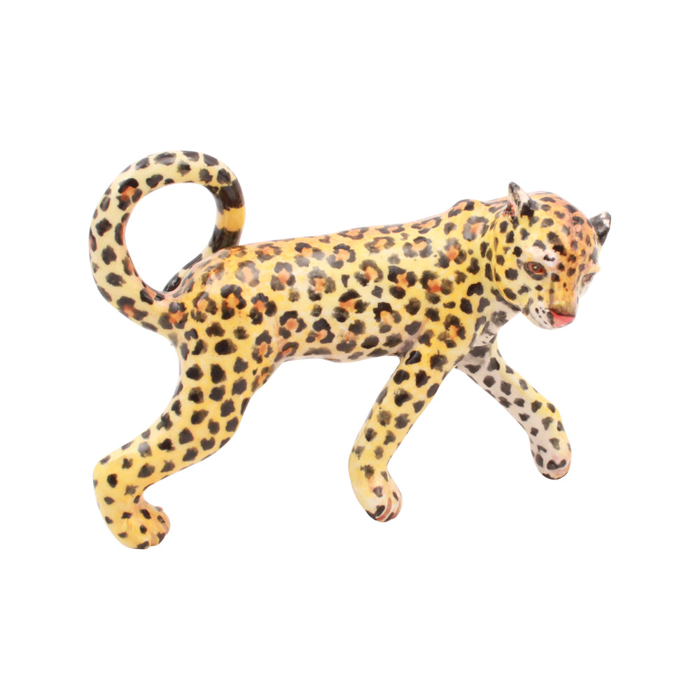 Leopard sculpture