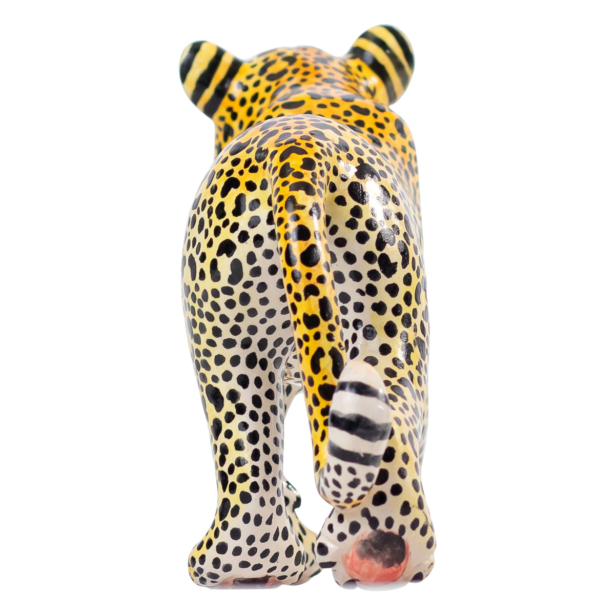 Leopard sculpture