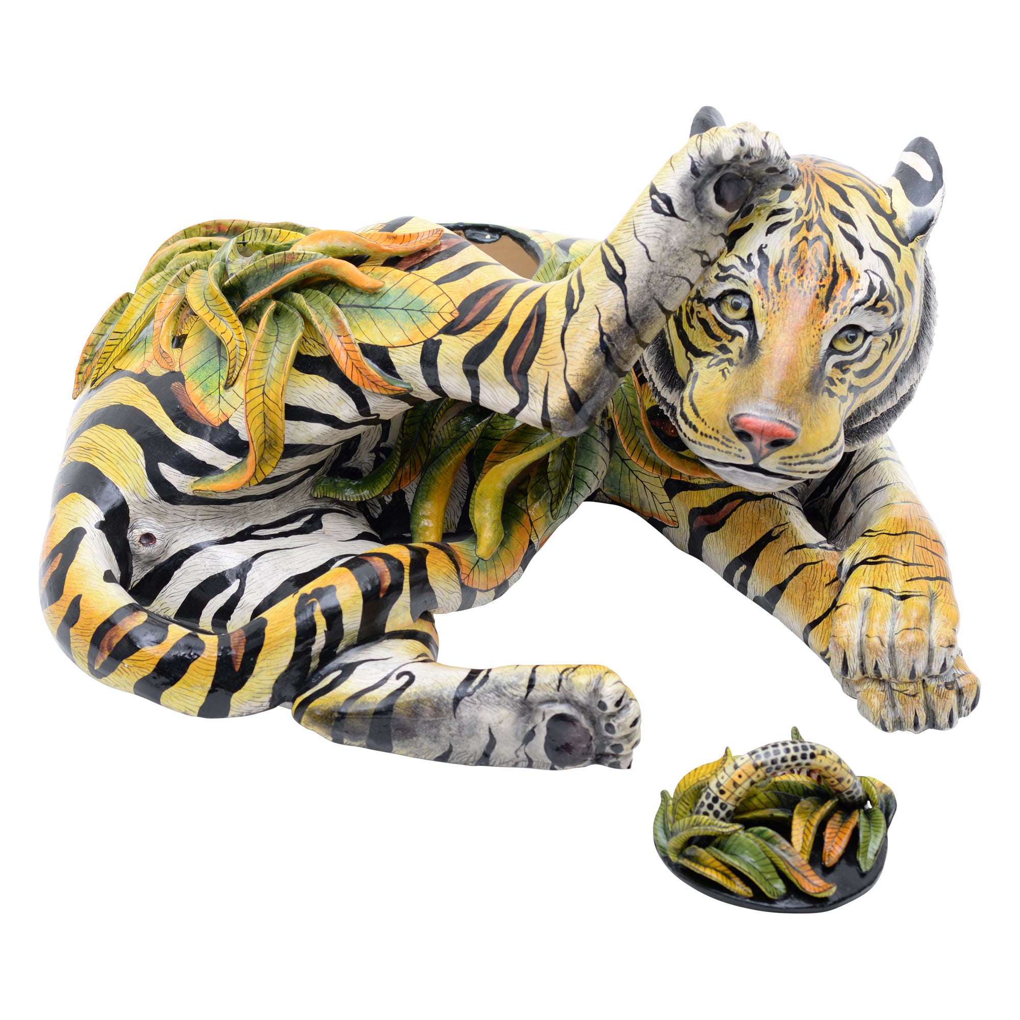 Tiger urn