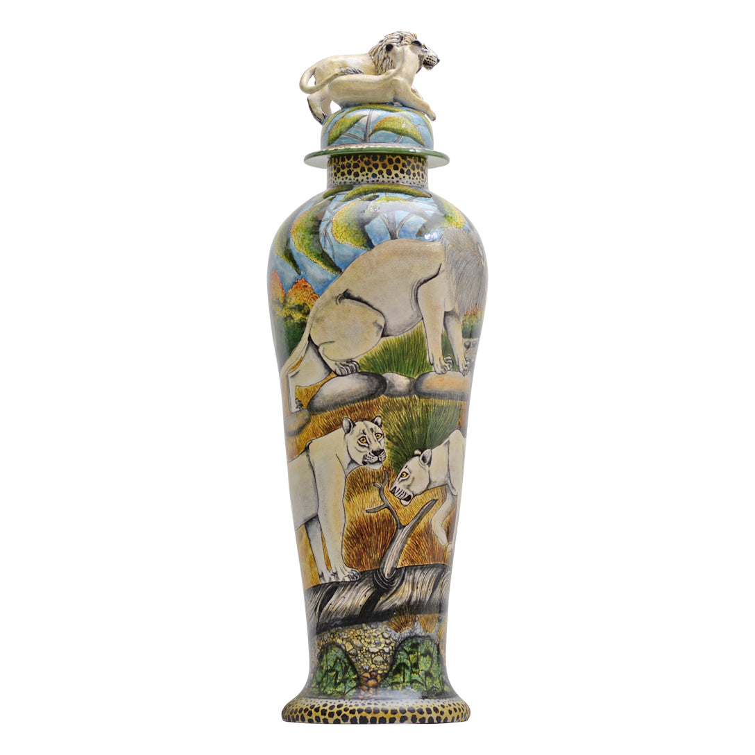 Lion urn