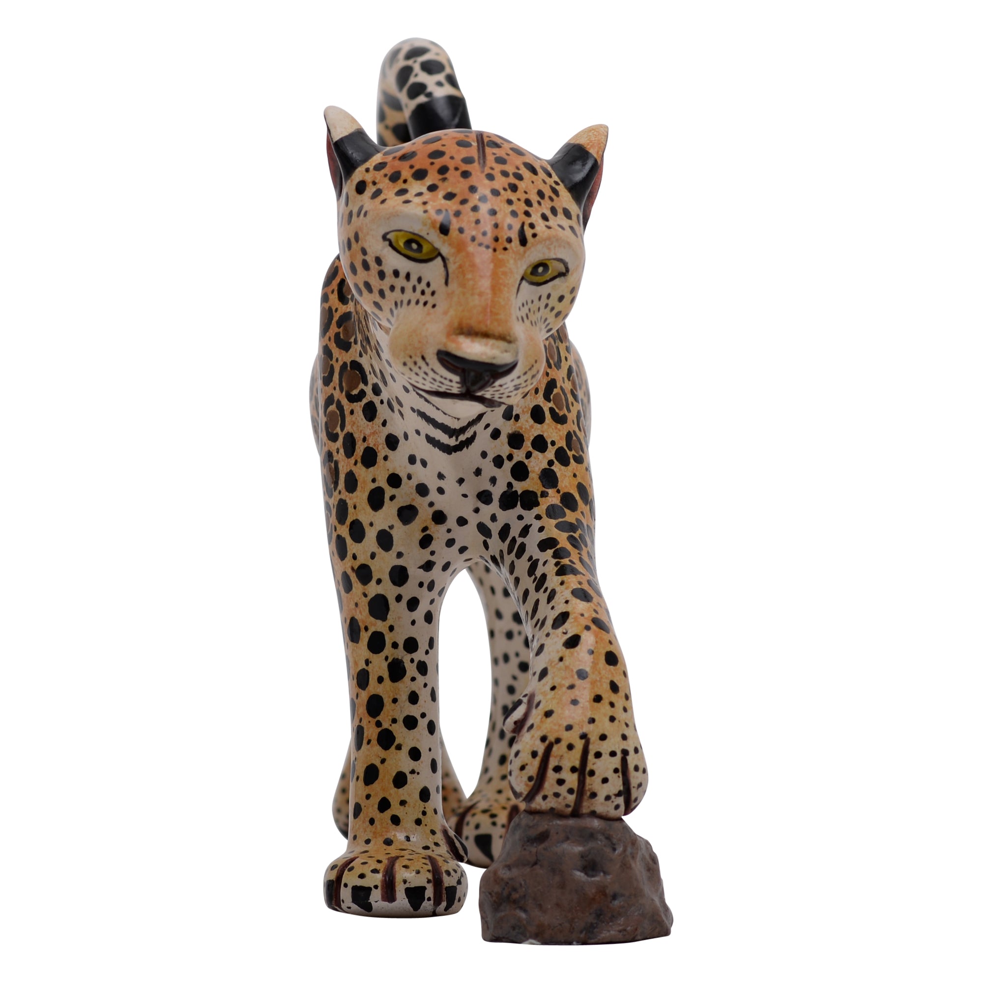 Leopard sculpture