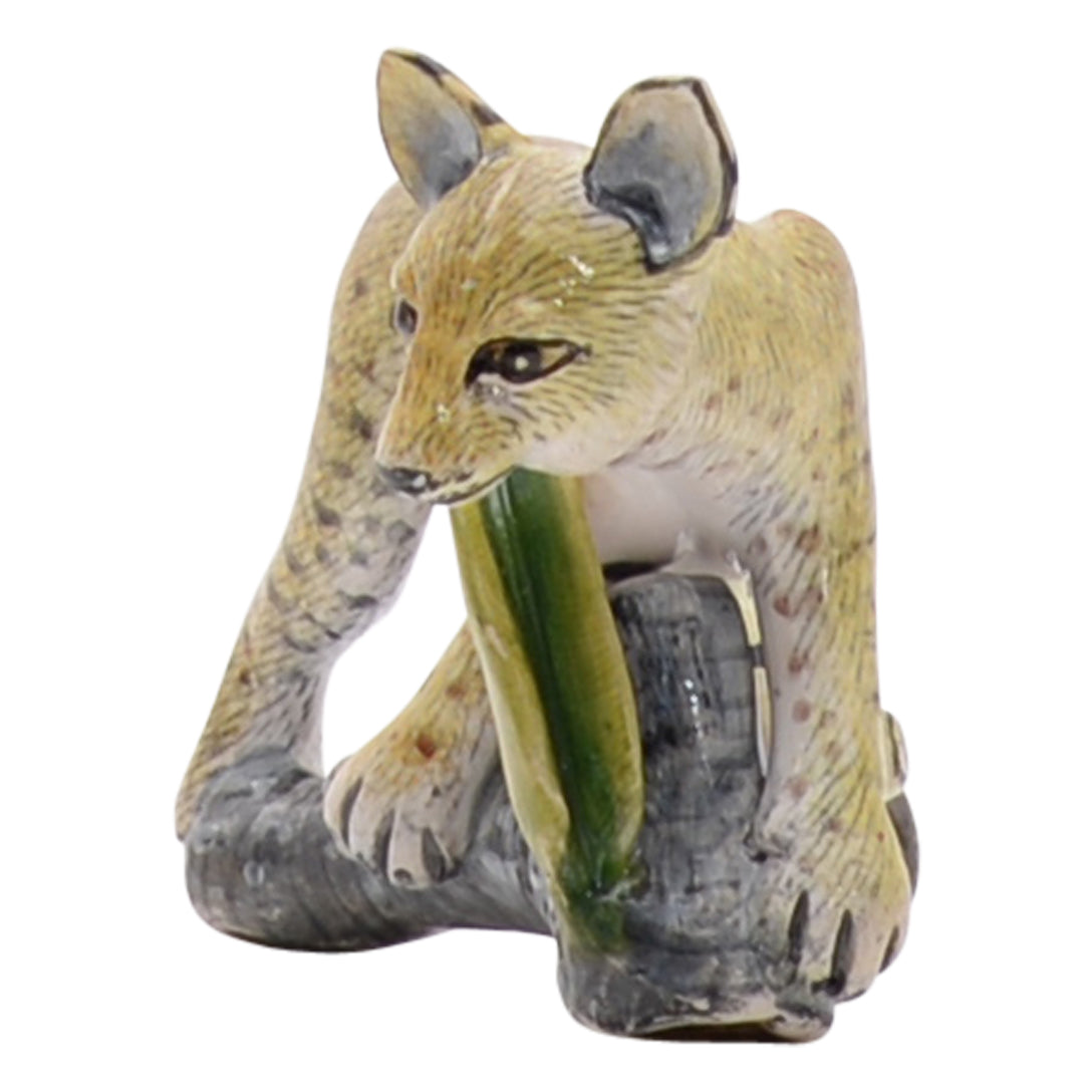 Wild cat sculpture