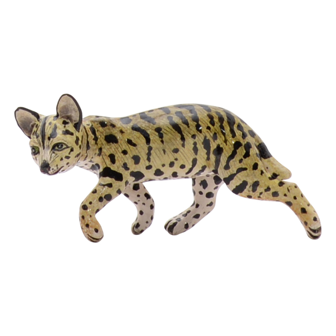 Wild cat sculpture