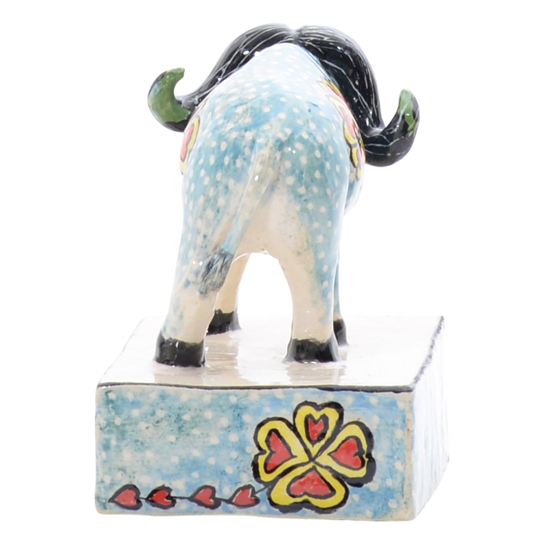 Buffalo sculpture
