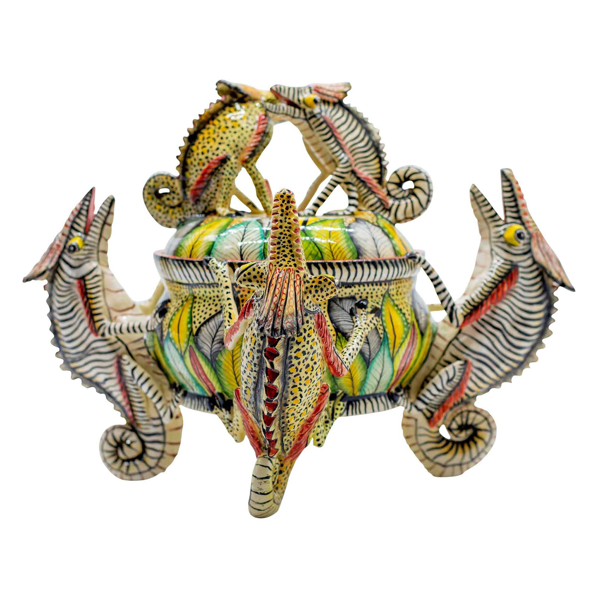 Chameleons tureen