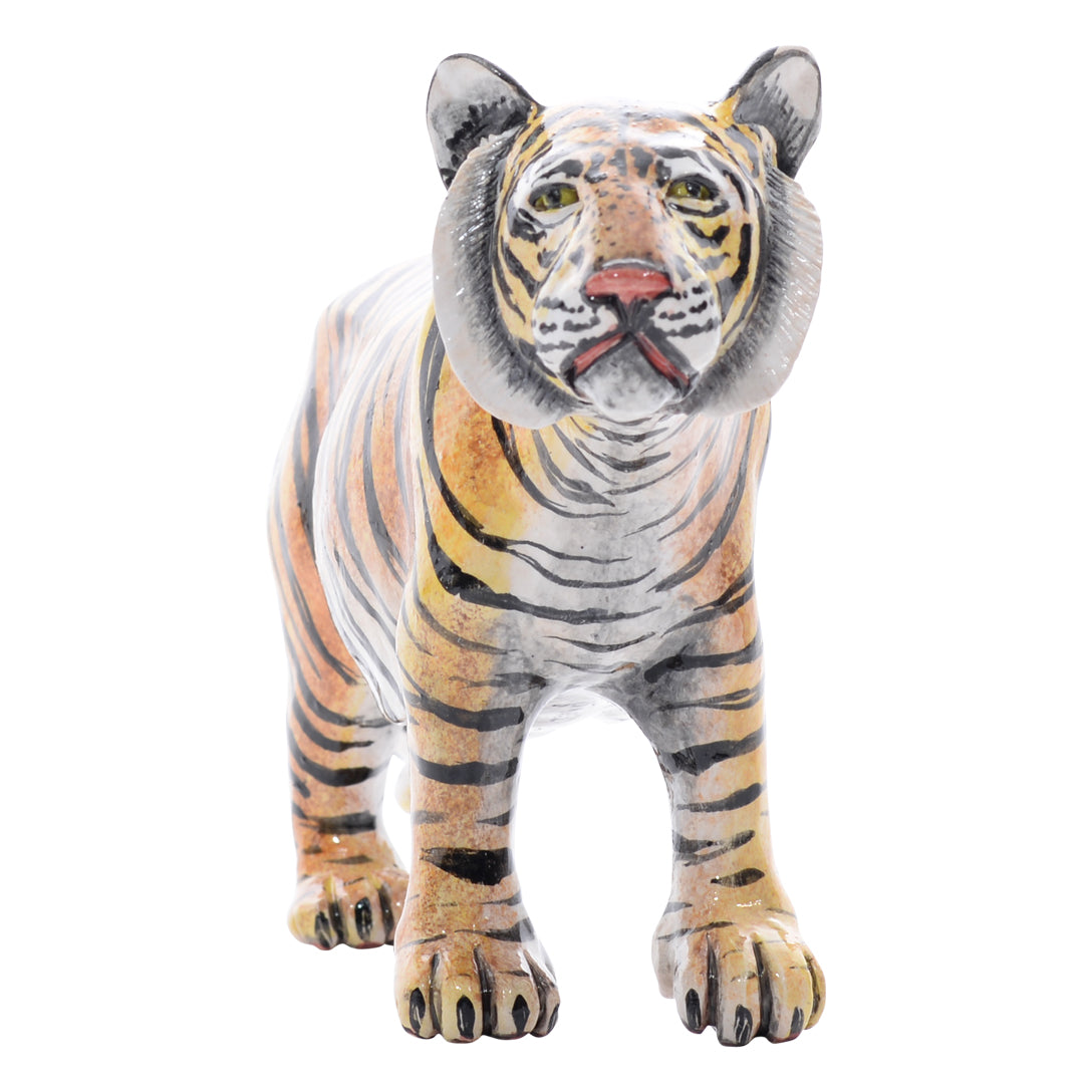 Tiger sculpture