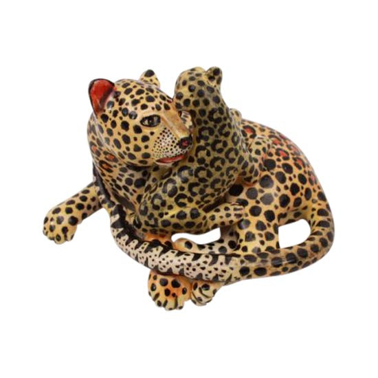 Leopard sculpture