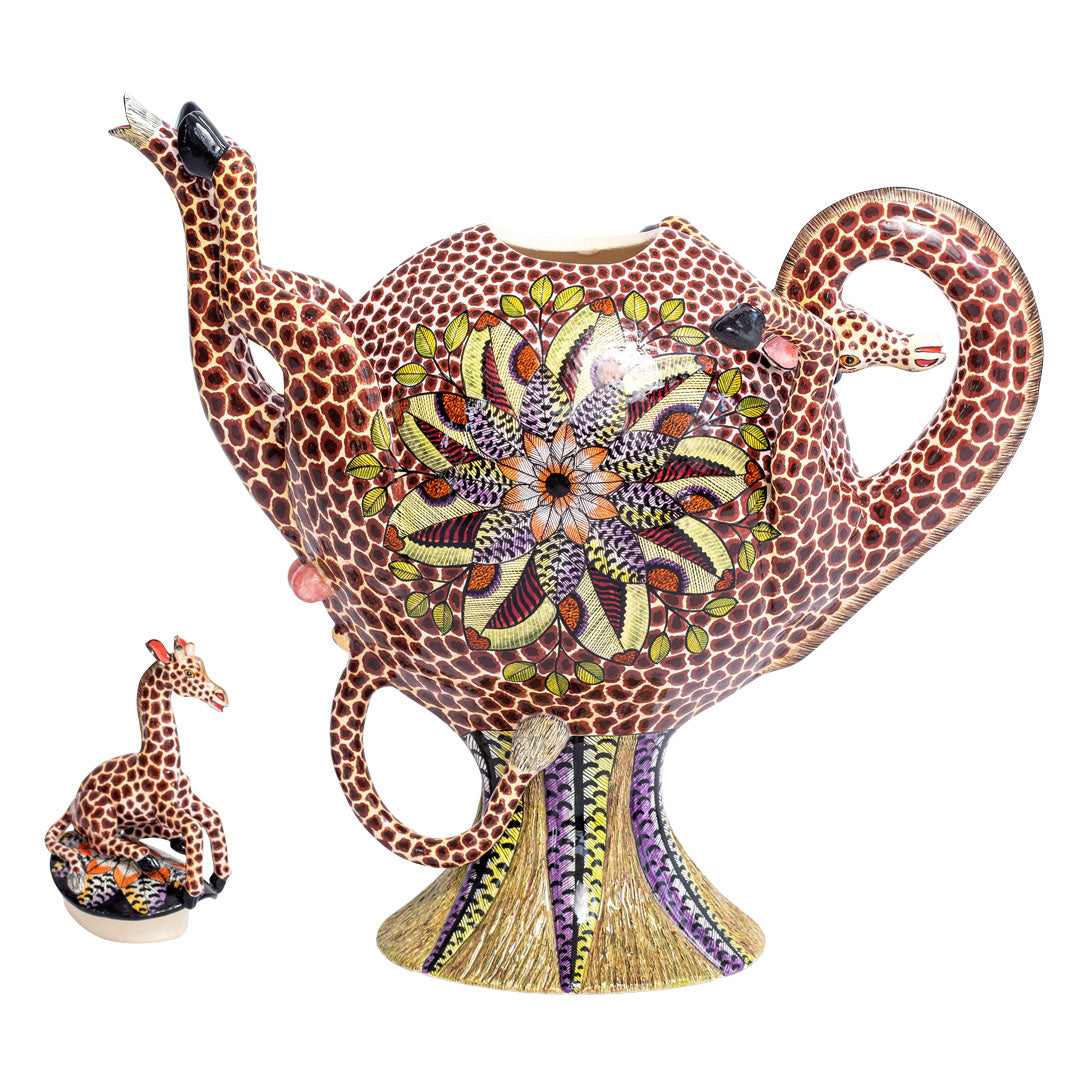 Giraffe teapot