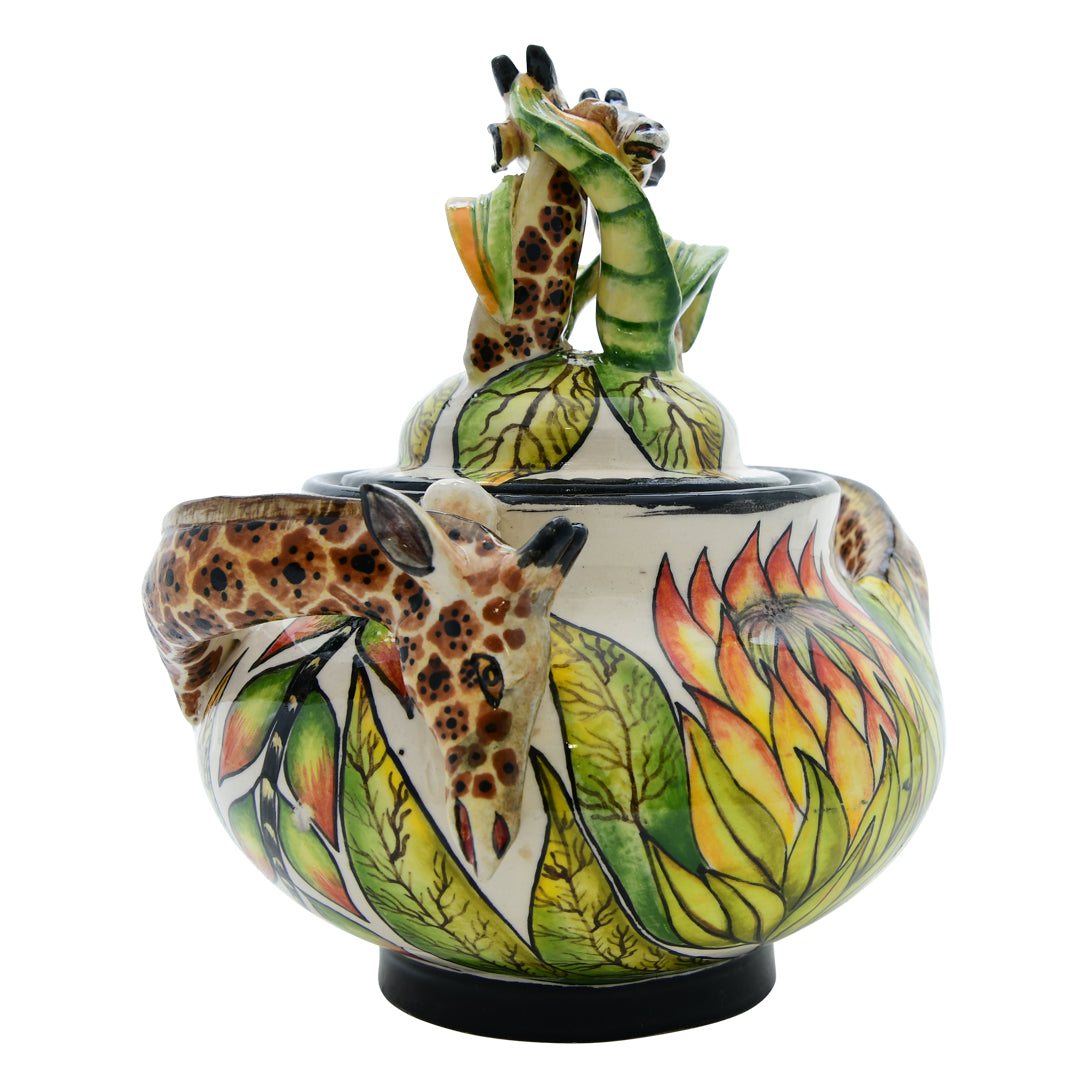 Giraffe sugar pot