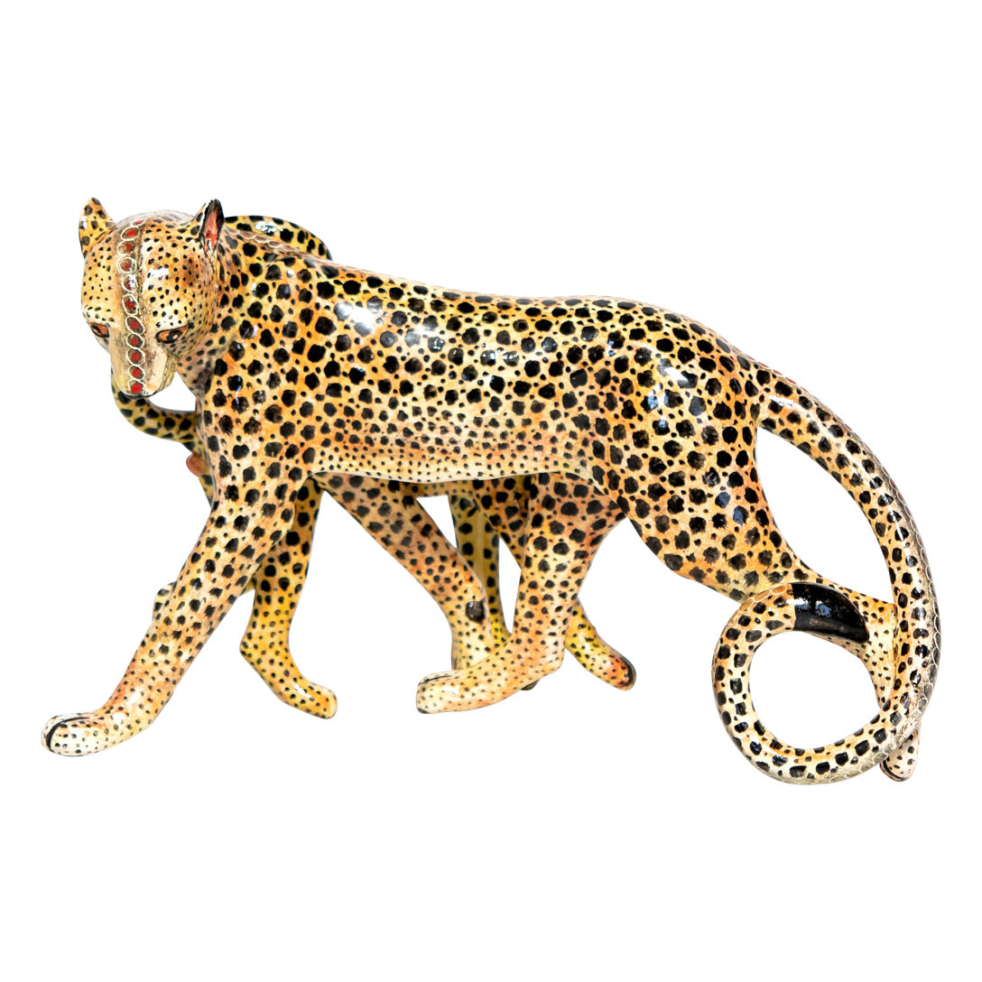 Leopard sculpture